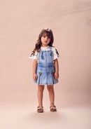 Jardineira Jeans com pregas Cerejinha Crochê Animê